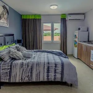 Omira Apartment Suites Hotel